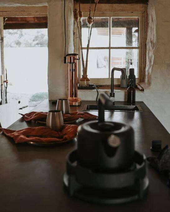 Old World Charm - Simplistic Luxury Holiday home *