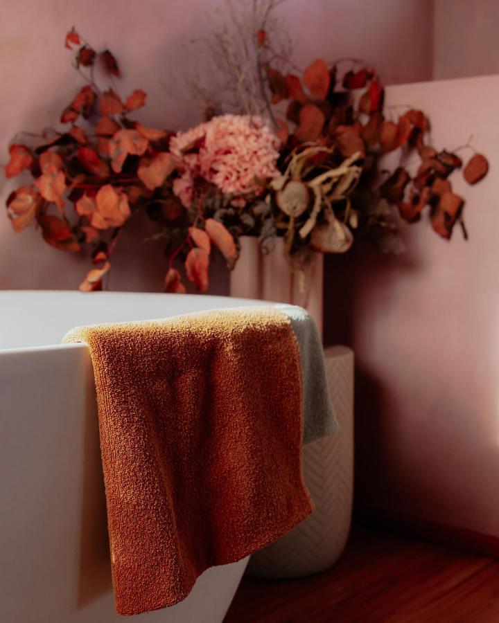 Old World Charm - Simplistic Luxury * Ross