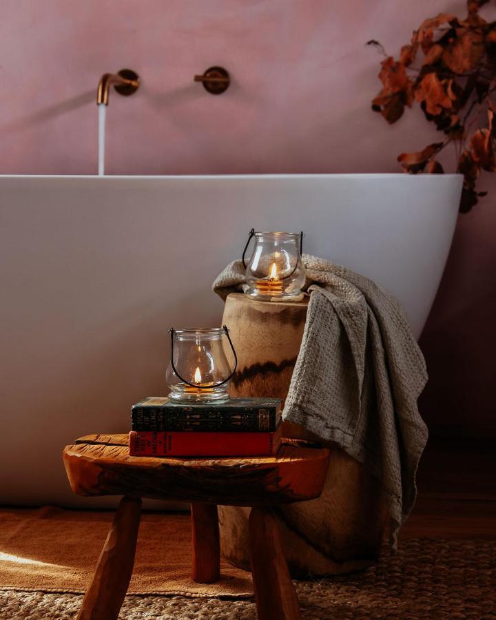 Old World Charm - Simplistic Luxury Holiday home