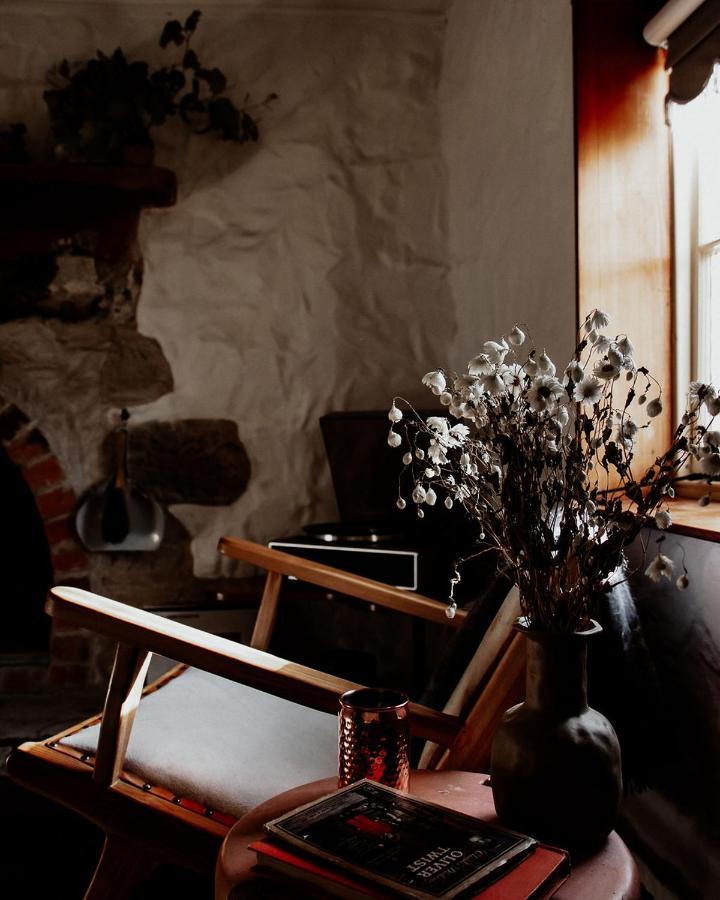 Old World Charm - Simplistic Luxury *